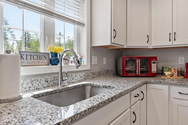 90 Royalston Rd N, Winchendon, MA 01475