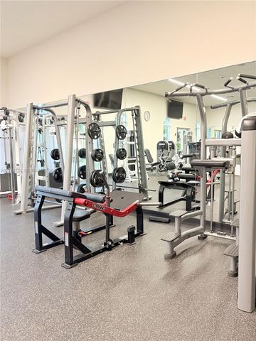 4404 E Whitewater Ave, Weston, FL 33332
