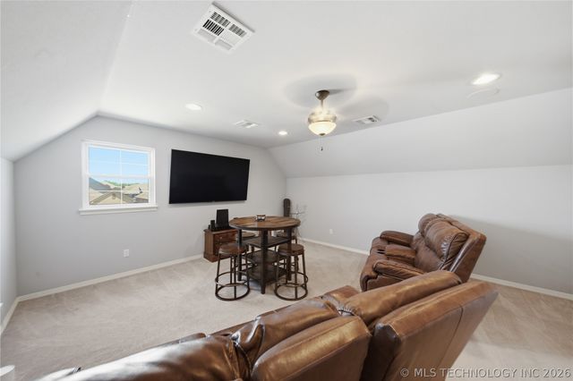 13502 S Oak Court, Glenpool, OK 74033