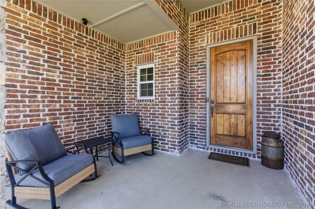 13502 S Oak Court, Glenpool, OK 74033