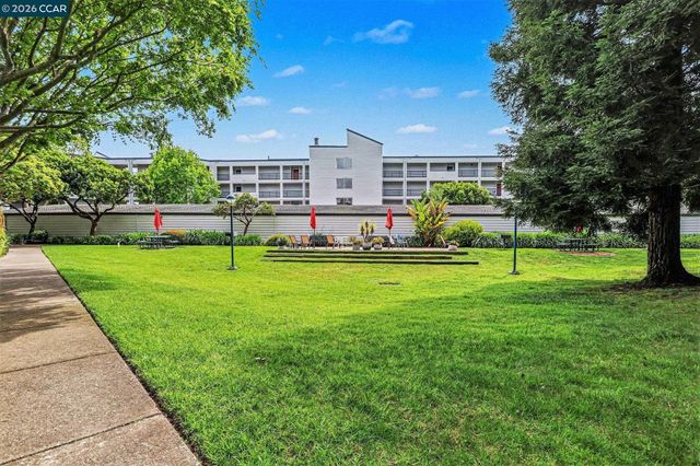 1207 Melville Sq 314B, Richmond, CA 94804