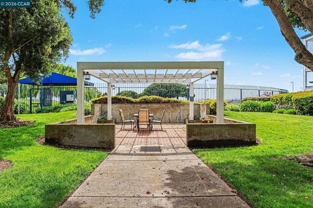 1207 Melville Sq 314B, Richmond, CA 94804