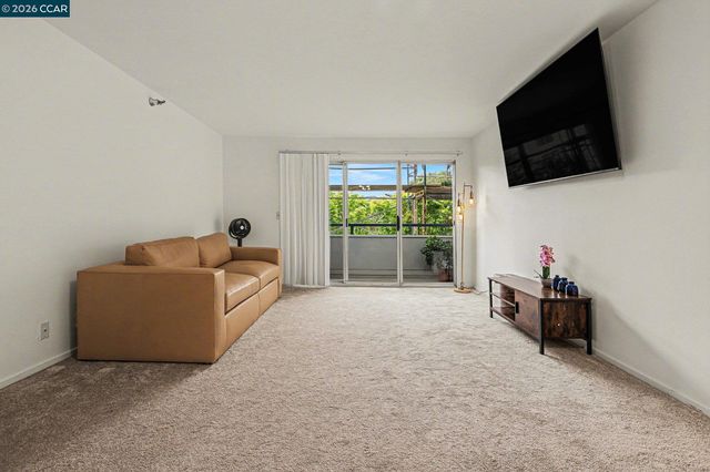 1207 Melville Sq 314B, Richmond, CA 94804