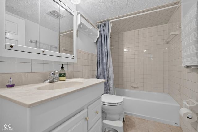 1204 N Riley Avenue, Indianapolis, IN 46201