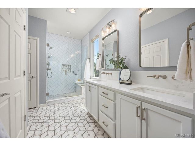 16387 Aliante Dr, Broomfield, CO 80023