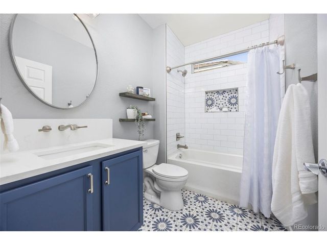 16387 Aliante Dr, Broomfield, CO 80023