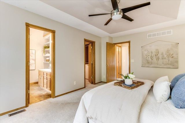 2308 N Brandon Cir, Wichita, KS 67226