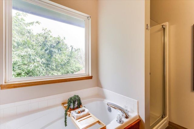 2308 N Brandon Cir, Wichita, KS 67226