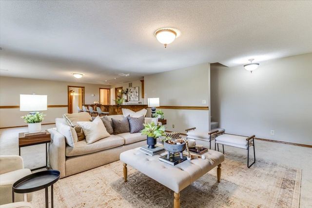 2308 N Brandon Cir, Wichita, KS 67226