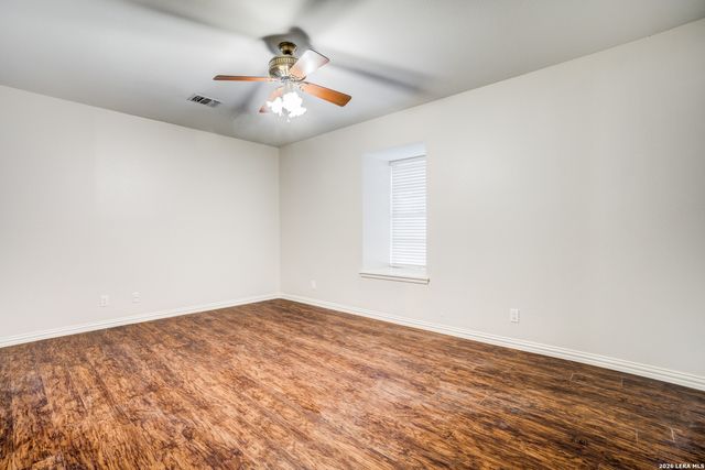 122 E Terra Alta Dr Apt 21, San Antonio, TX 78209