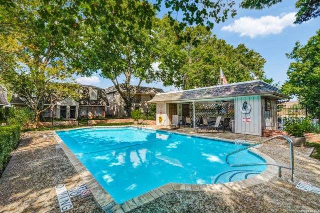 122 E Terra Alta Dr Apt 21, San Antonio, TX 78209