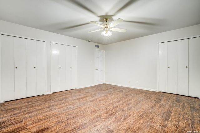 122 E Terra Alta Dr Apt 21, San Antonio, TX 78209