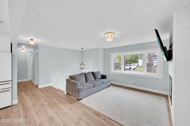 560 Smith Drive, Point Pleasant, NJ 08742