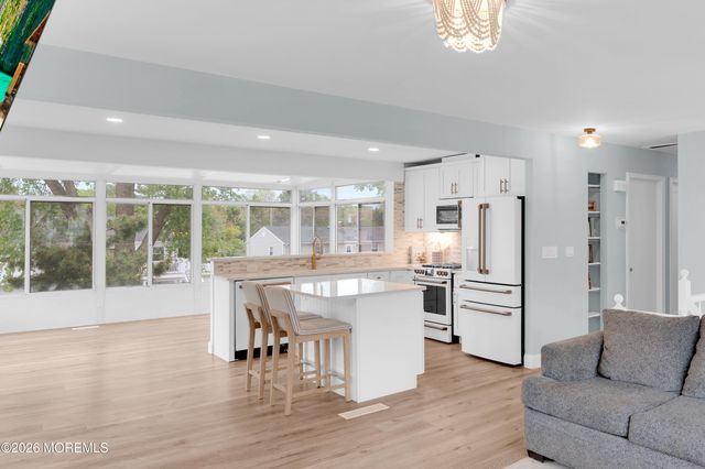 560 Smith Drive, Point Pleasant, NJ 08742