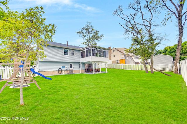 560 Smith Drive, Point Pleasant, NJ 08742