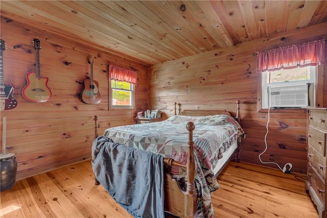 253 Pitts Road, Walhalla, SC 29691