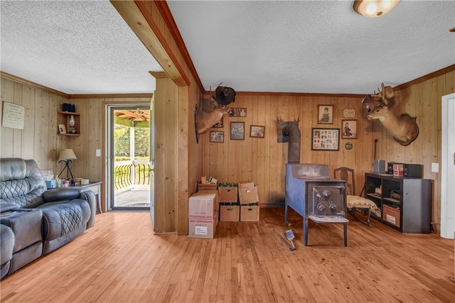 253 Pitts Road, Walhalla, SC 29691