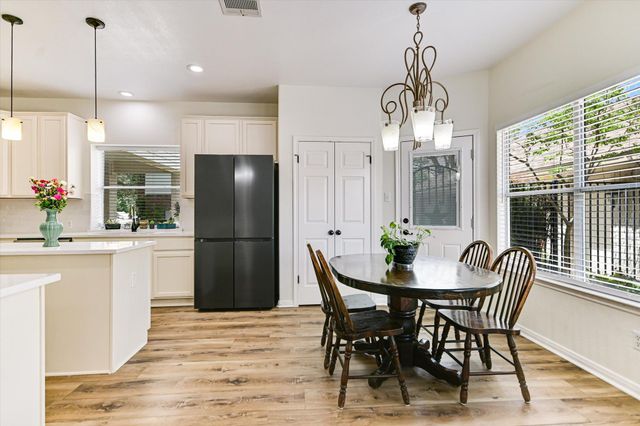 8925 Joachim LN, Austin, TX 78717