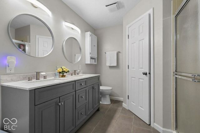 8465 Summertree Lane, Indianapolis, IN 46256