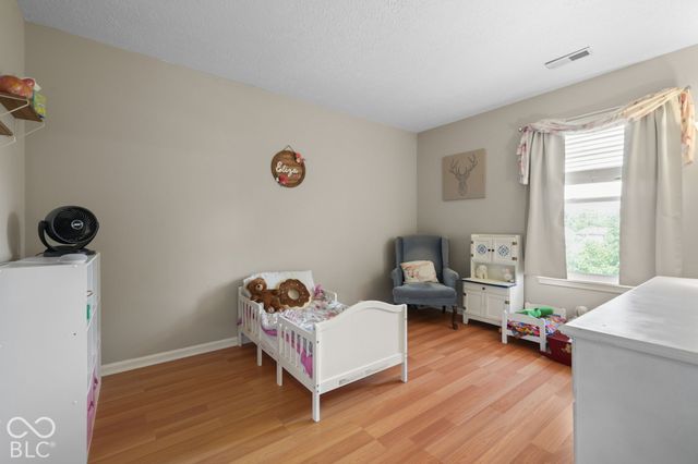 8465 Summertree Lane, Indianapolis, IN 46256