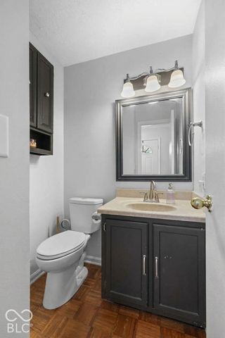 8465 Summertree Lane, Indianapolis, IN 46256