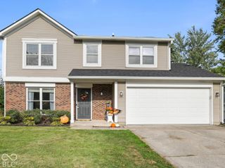 8465 Summertree Lane, Indianapolis, IN 46256