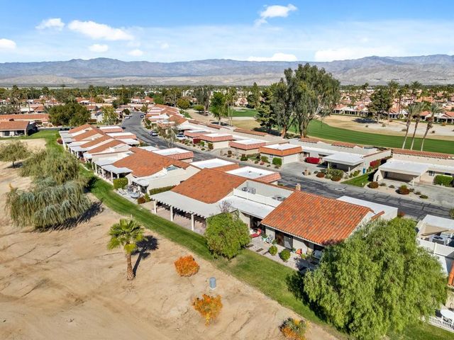 40467 Bay Hill Way, Palm Desert, CA 92211