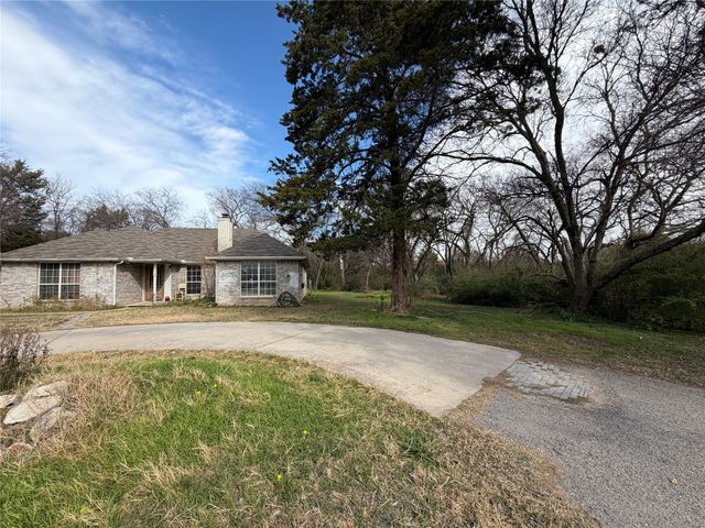 701 Acres Street, Cedar Hill, TX 75104