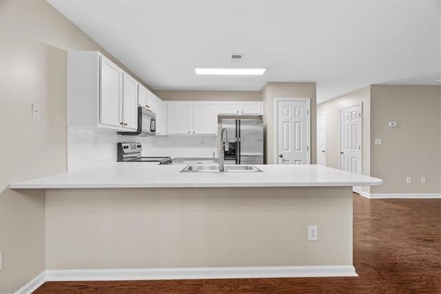 137 Avalon Drive, Calhoun, GA 30701