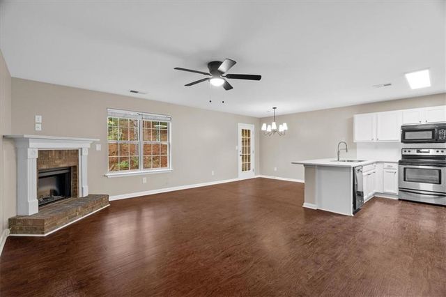 137 Avalon Drive, Calhoun, GA 30701