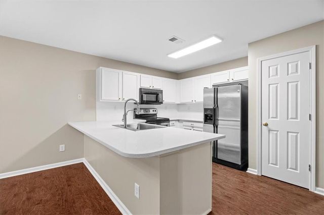 137 Avalon Drive, Calhoun, GA 30701