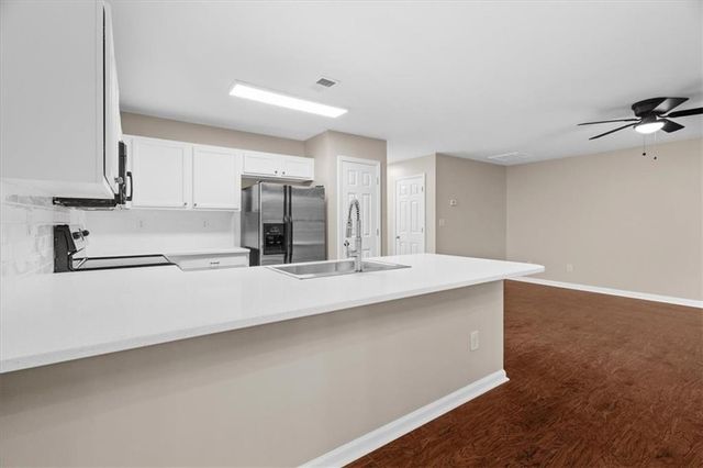 137 Avalon Drive, Calhoun, GA 30701
