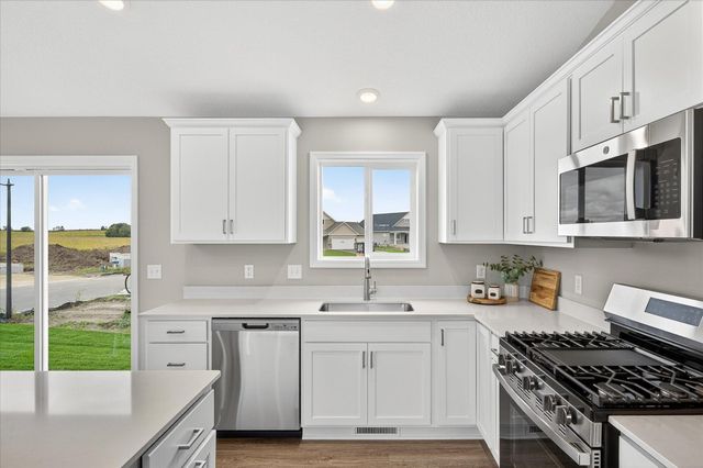 913 Brandenburg Lane, Waverly, MN 55390