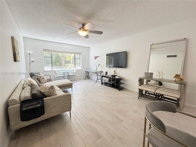 5840 NE 22nd Way 728, Fort Lauderdale, FL 33308