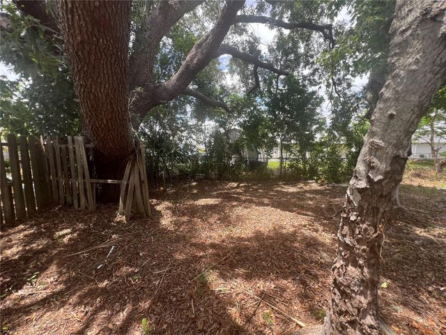 8250 LOMBRA AVENUE, North Port, FL 34287