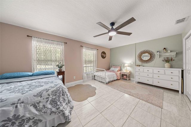 2301 E MARY LUE STREET, Inverness, FL 34453