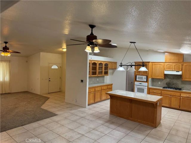 13077 1st Avenue, Victorville, CA 92395