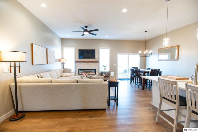 10614 Majestic Lane, Lincoln, NE 68527