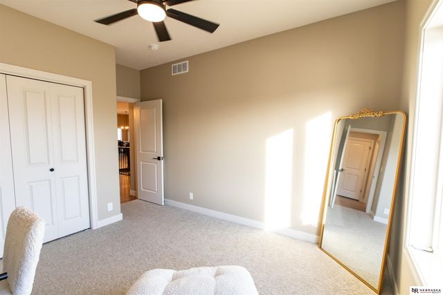 10614 Majestic Lane, Lincoln, NE 68527