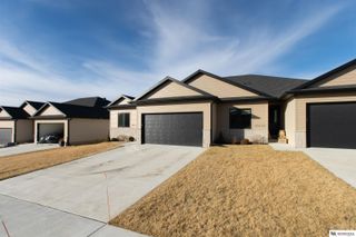 10614 Majestic Lane, Lincoln, NE 68527