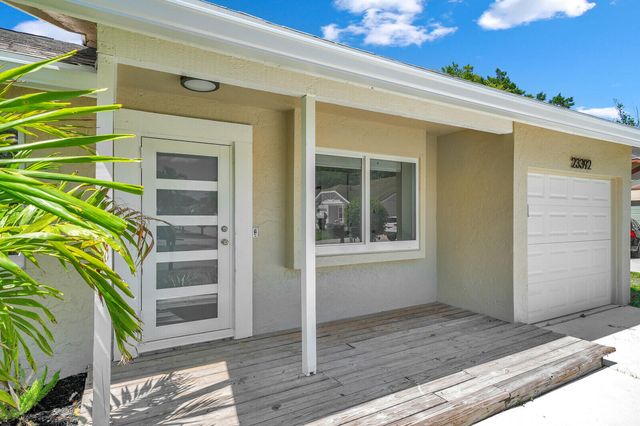 23392 E Country Club Dr Drive E, Watergate, Boca Raton, FL 33428