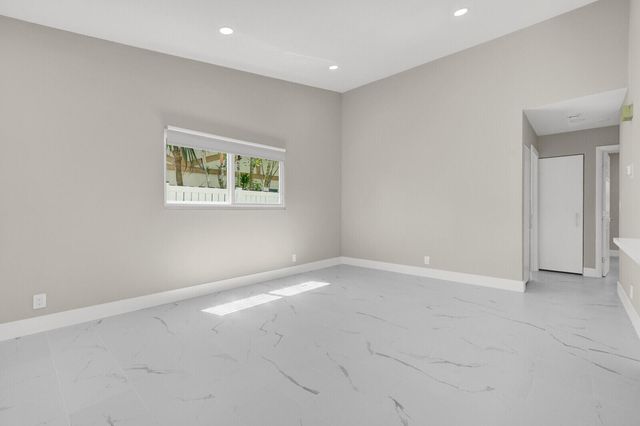 23392 E Country Club Dr Drive E, Watergate, Boca Raton, FL 33428