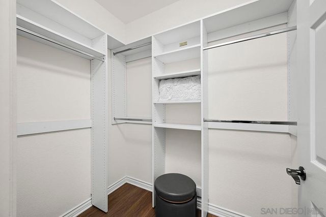 4165 Executive Dr F107, La Jolla, CA 92037