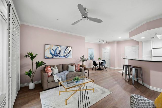 4165 Executive Dr F107, La Jolla, CA 92037