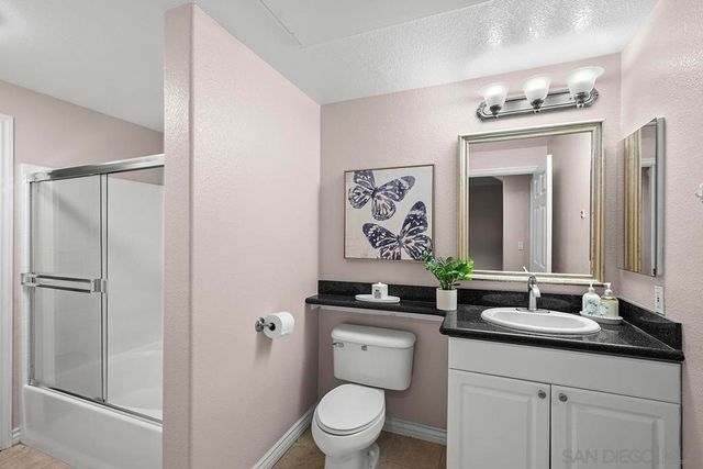 4165 Executive Dr F107, La Jolla, CA 92037