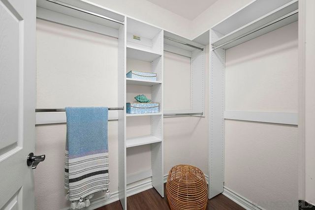 4165 Executive Dr F107, La Jolla, CA 92037