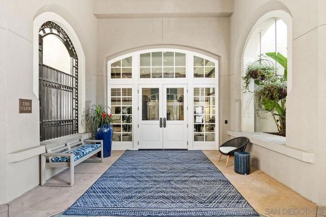 4165 Executive Dr F107, La Jolla, CA 92037