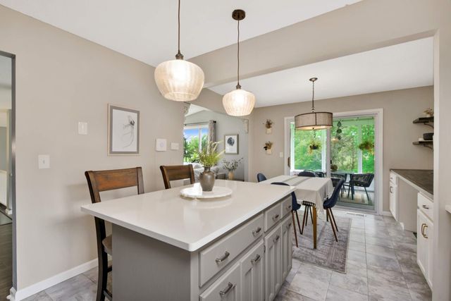 8920 Darnel Road, Eden Prairie, MN 55347