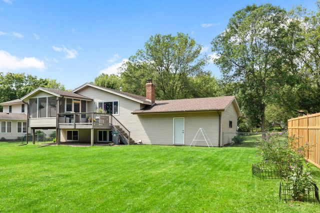 8920 Darnel Road, Eden Prairie, MN 55347