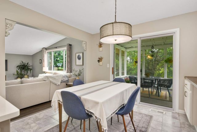 8920 Darnel Road, Eden Prairie, MN 55347